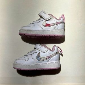 Nike Court Borough Low 2. Toddler size 4.